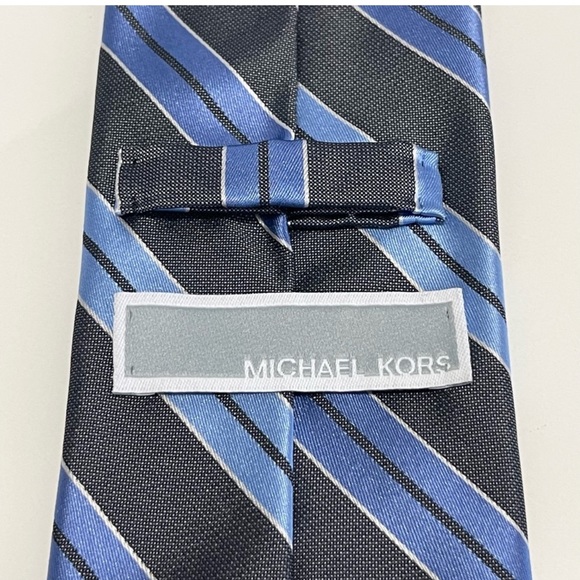 Michael Kors Tie 100% Sink - Picture 10 of 15